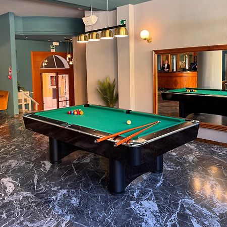 Hotel Astoria ガルダ エクステリア 写真